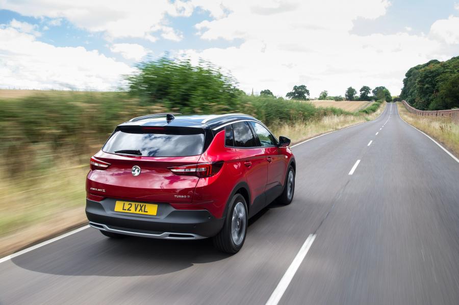 Vauxhall Grandland X Turbo D 2017 года  (фото 9 из 20)